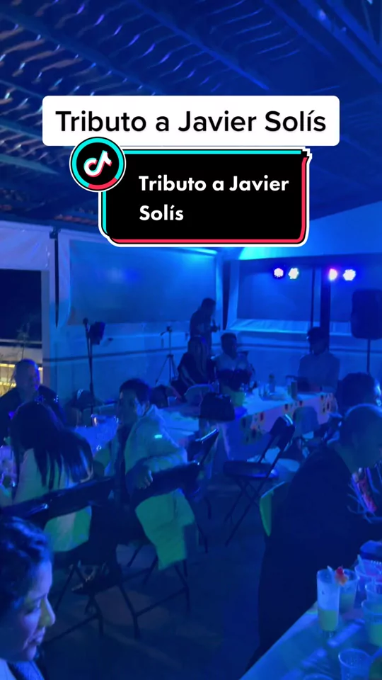 Tributo a Javier Solís con mariachi por Gabbo Solís