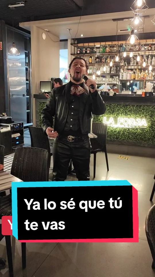 Tributo charro a Alejandro Fernández por Gabbo Solís